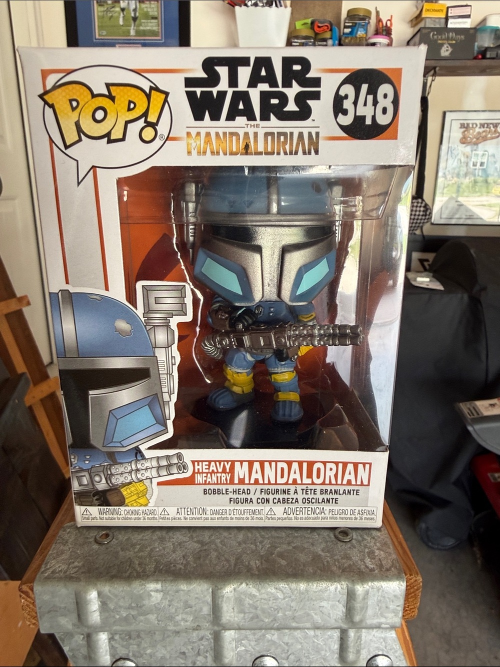 Pop! Star Wars The Mandalorian #348 Heavy Infantry Mandalorian - Blue & Silver